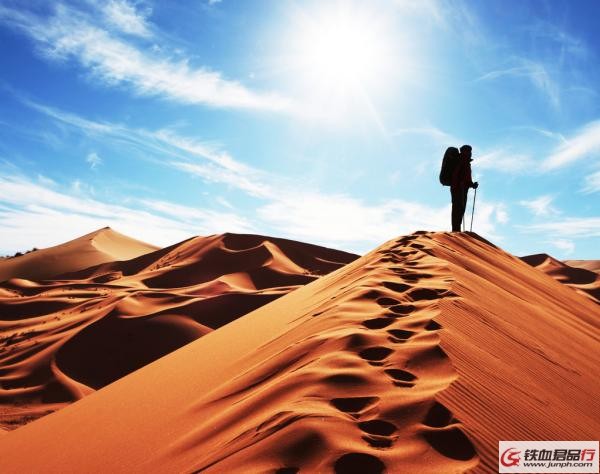 户外知识登山鞋与徒步鞋的区别